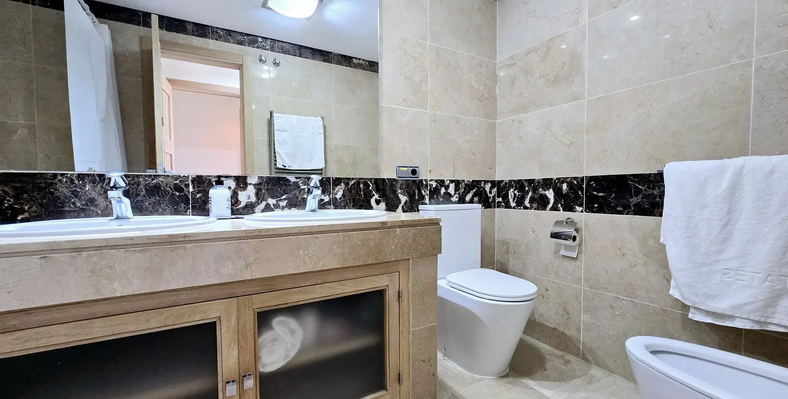 Sale of middle floor apartment in La Duquesa 15