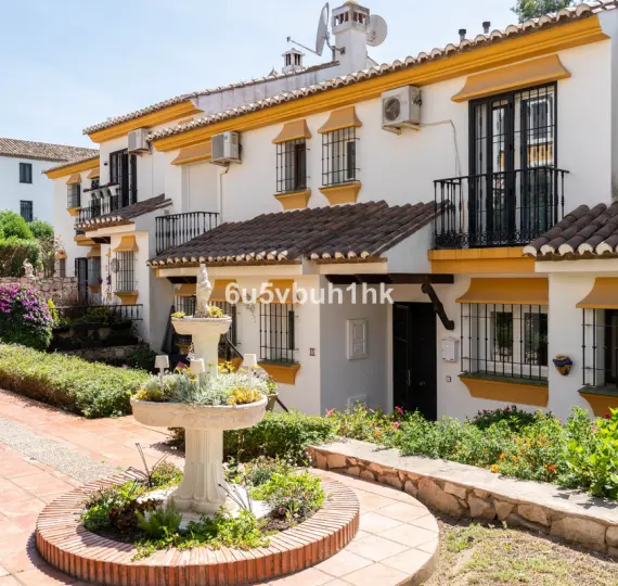 Sale of townhouse in Mijas