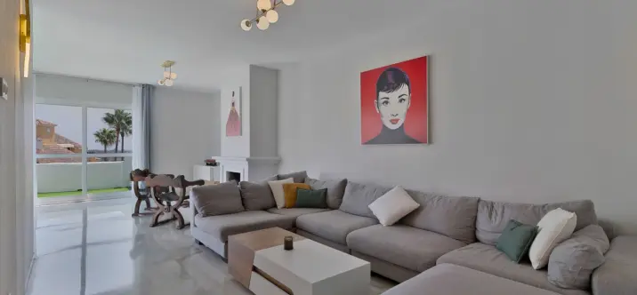 Penthouse R5119675 0