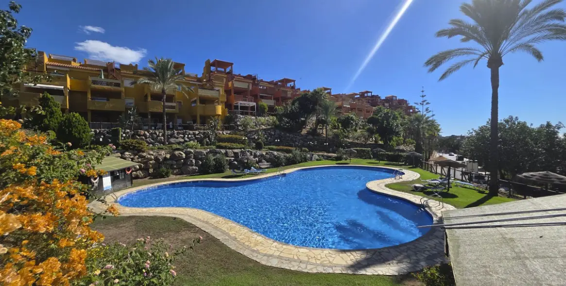 Sale of duplex in Reserva de Marbella 10