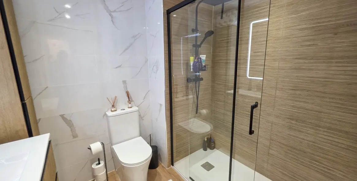 Продажа апартаментов на среднем этаже в Reserva de Marbella 35