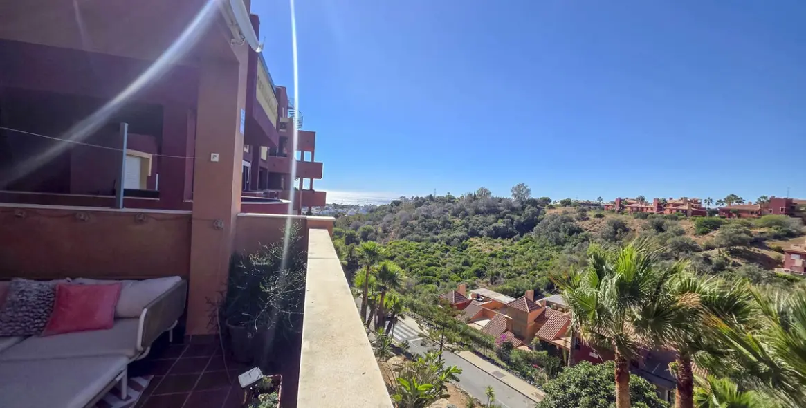 Продажа апартаментов на среднем этаже в Reserva de Marbella 39