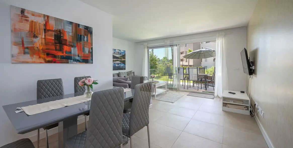 Sale of ground floor apartment in La Cala Golf 4