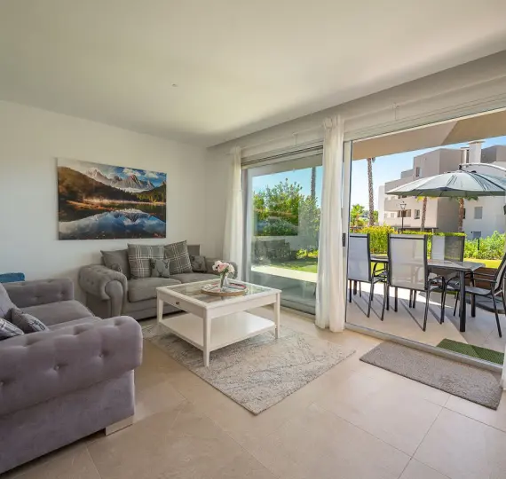 Sale of ground floor apartment in La Cala Golf