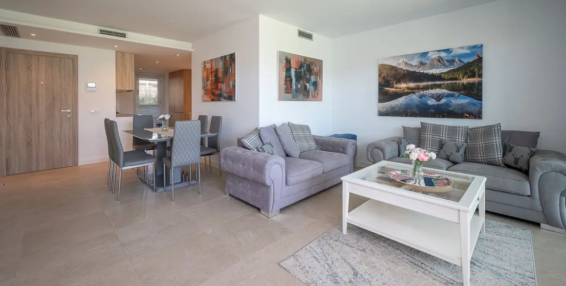 Sale of ground floor apartment in La Cala Golf 6