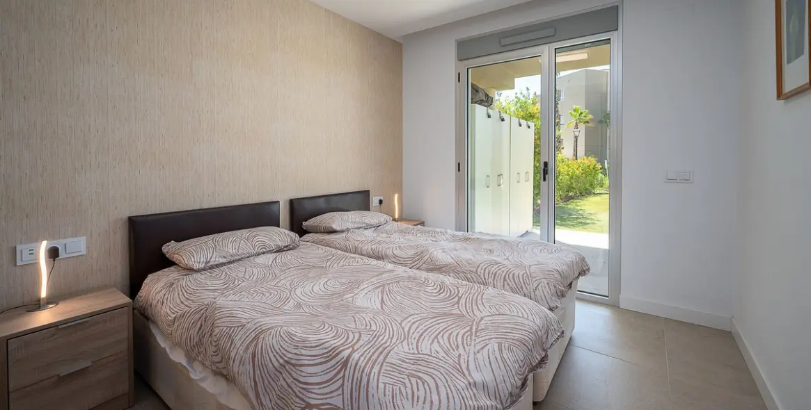 Sale of ground floor apartment in La Cala Golf 11