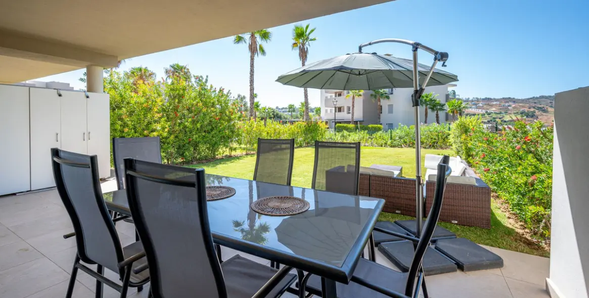 Sale of ground floor apartment in La Cala Golf 20