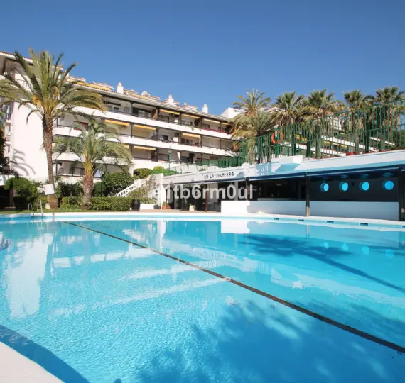 Sale of ground floor apartment in The Golden Mile