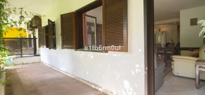 Sale of ground floor apartment in The Golden Mile 3