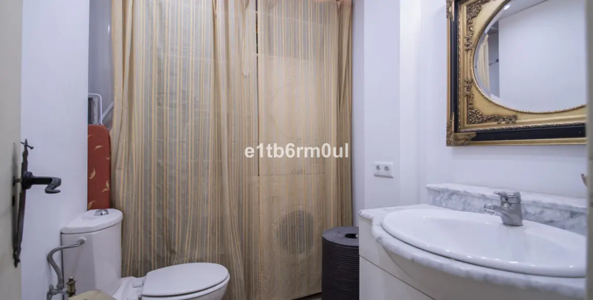 Sale of ground floor apartment in The Golden Mile 9