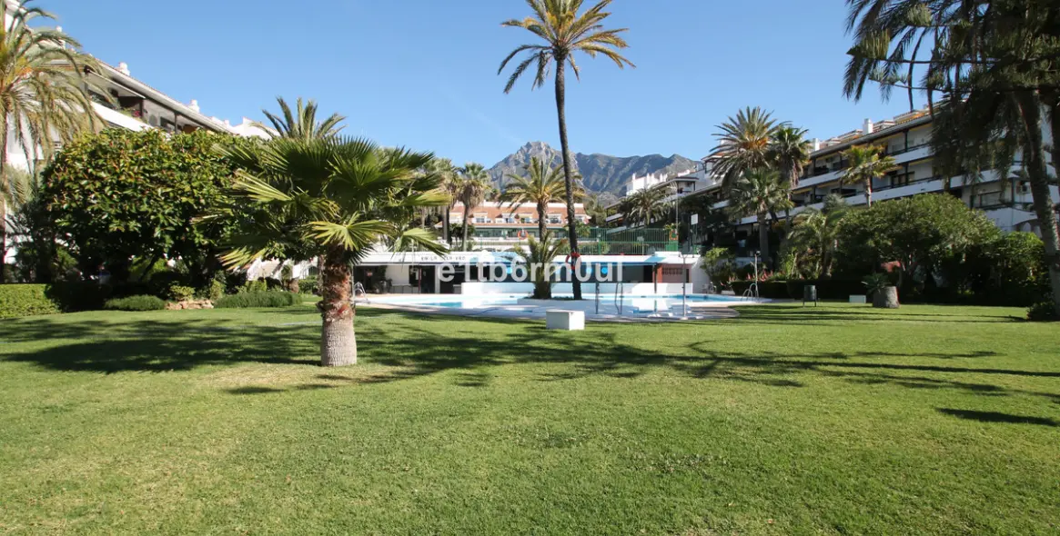 Sale of ground floor apartment in The Golden Mile 11