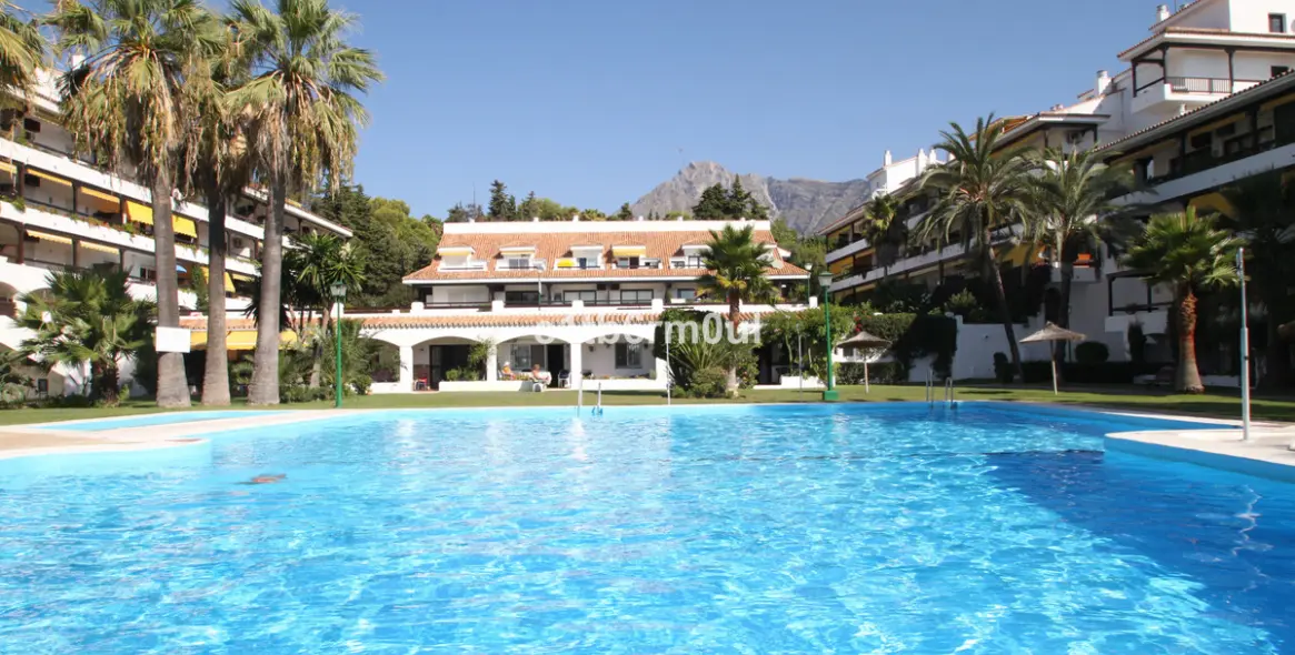 Sale of ground floor apartment in The Golden Mile 12