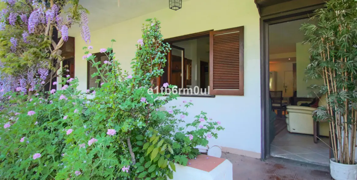 Sale of ground floor apartment in The Golden Mile 21