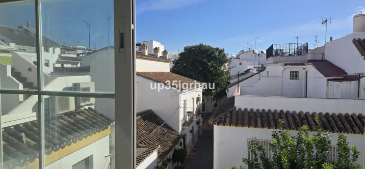 Penthouse R5171008 4