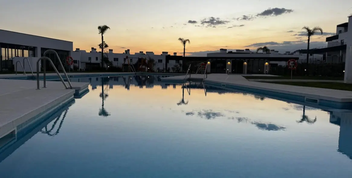 Sale of penthouse in Estepona 7