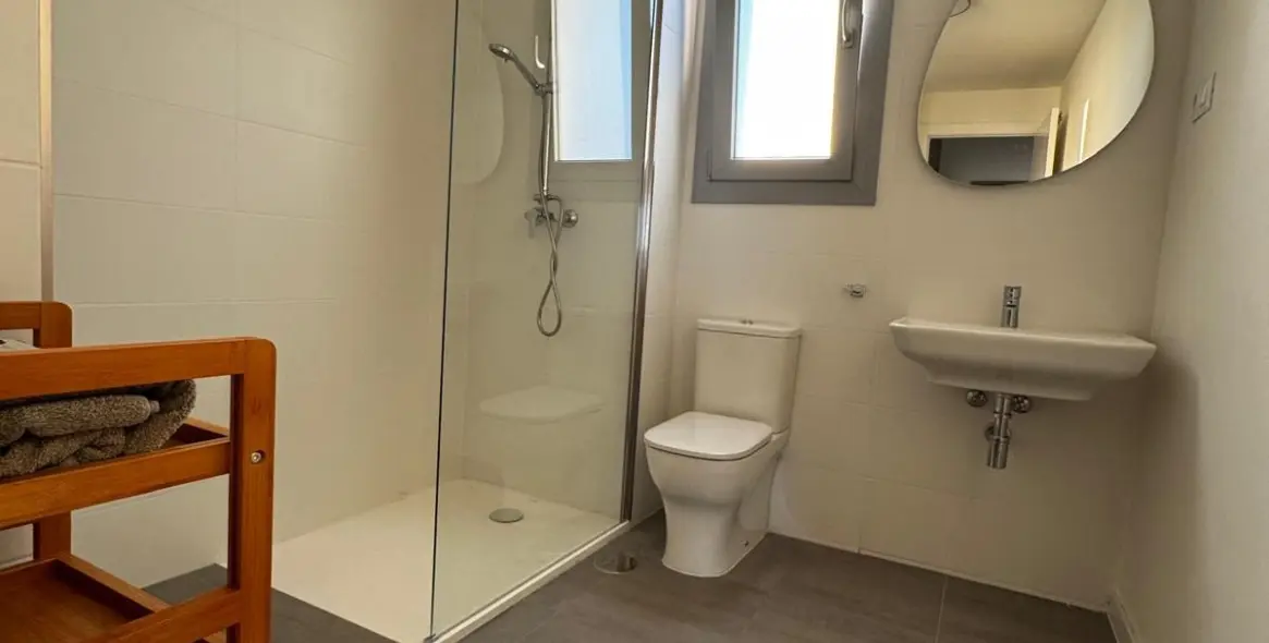 Sale of penthouse in Estepona 18