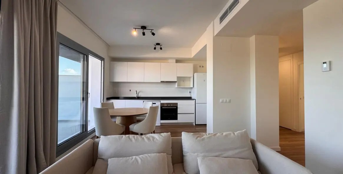 Sale of penthouse in Estepona 6