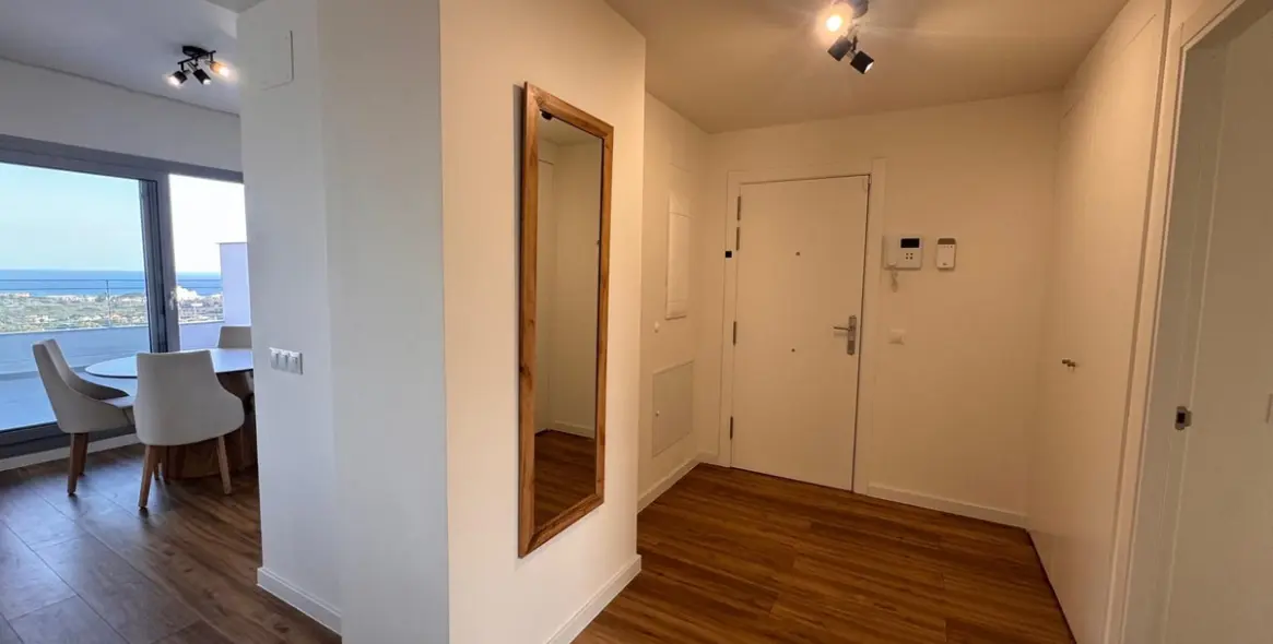 Sale of penthouse in Estepona 9