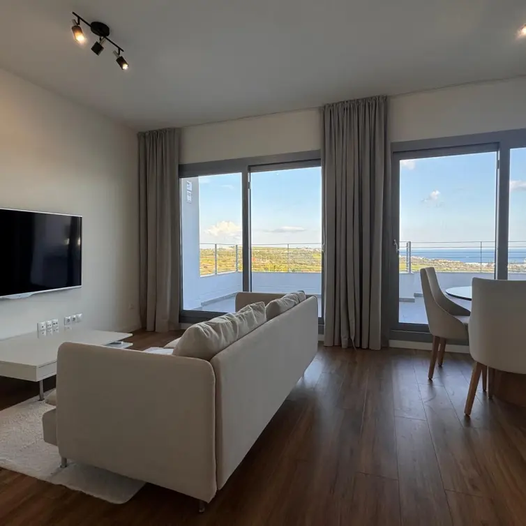 Продажа пентхауса в Estepona