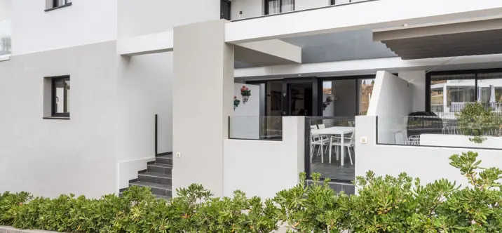 Sale of ground floor apartment in Mijas 4