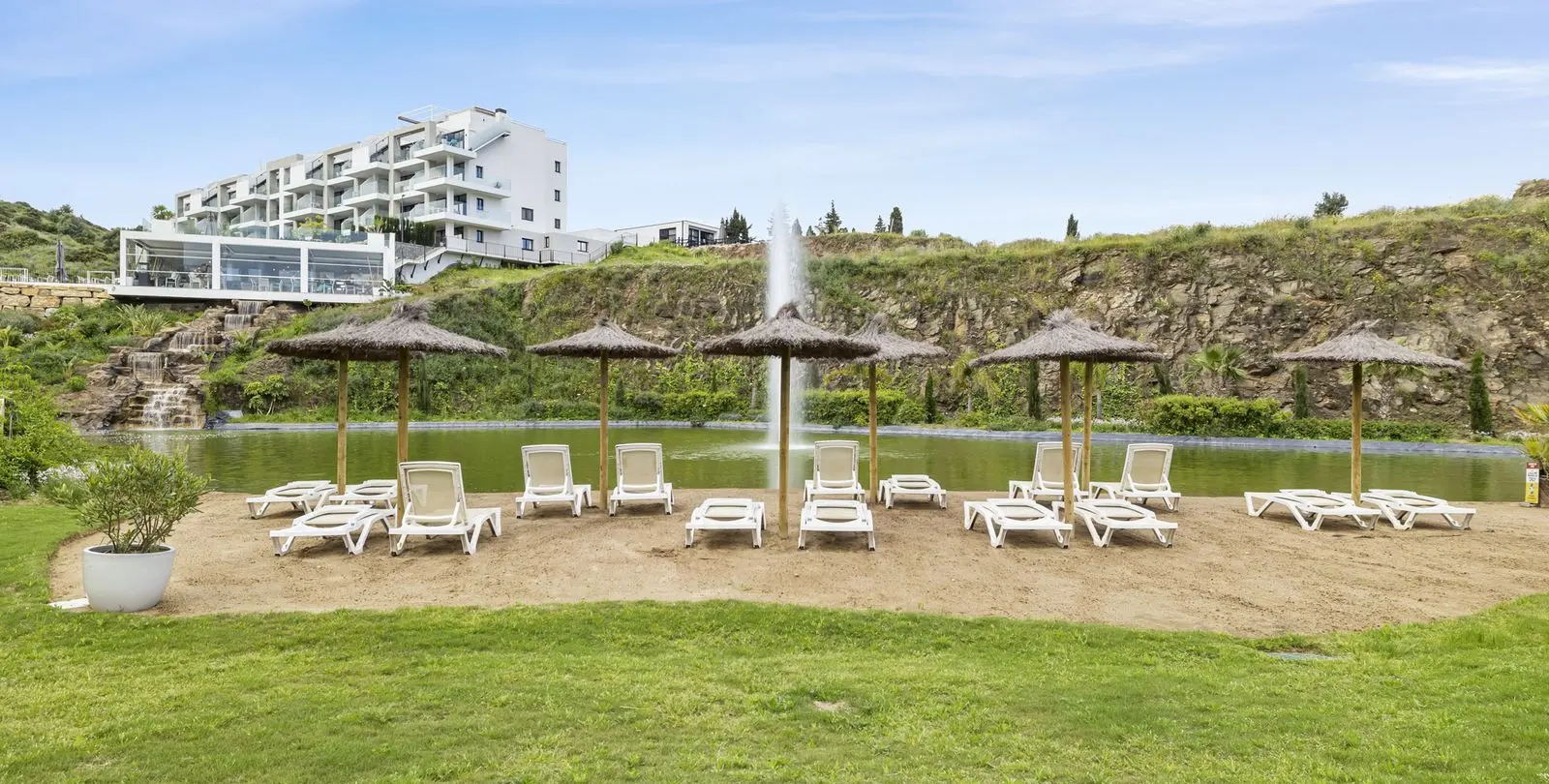 Продажа апартаментов на первом этаже в Mijas 24