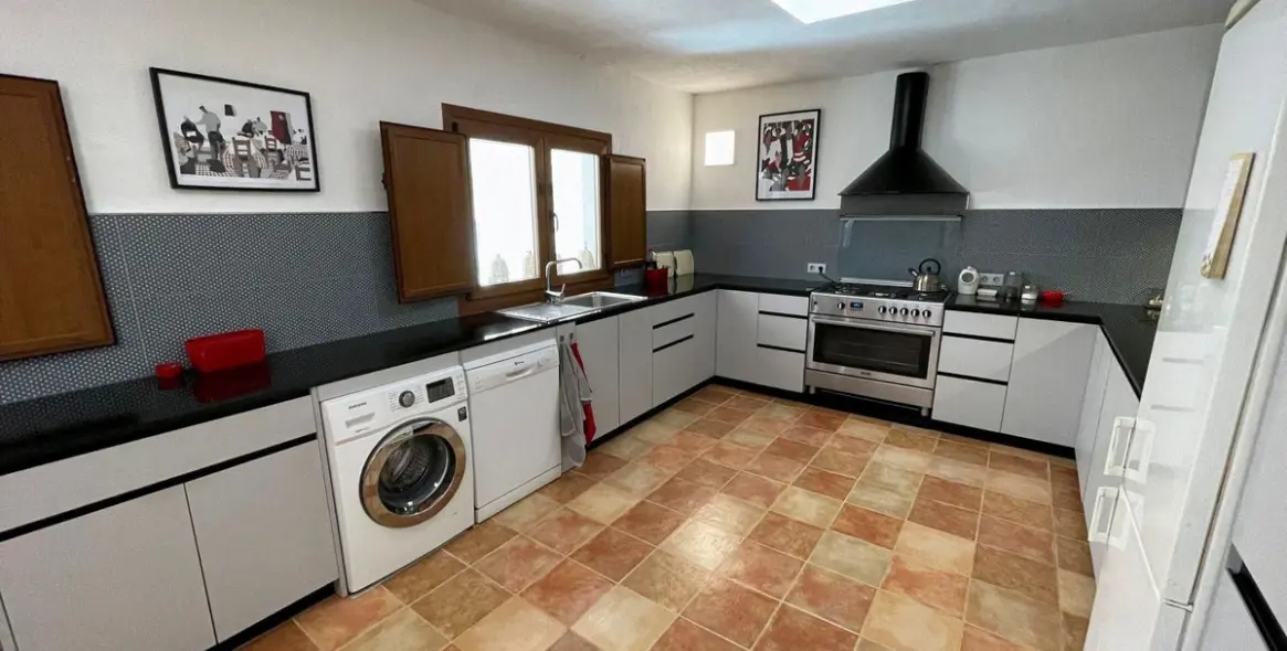 Sale of finca - cortijo in Alora 13