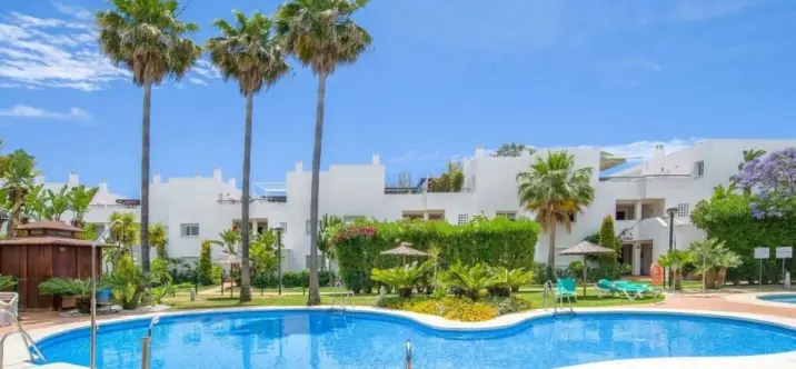 Sale of ground floor apartment in Guadalmina Baja 0