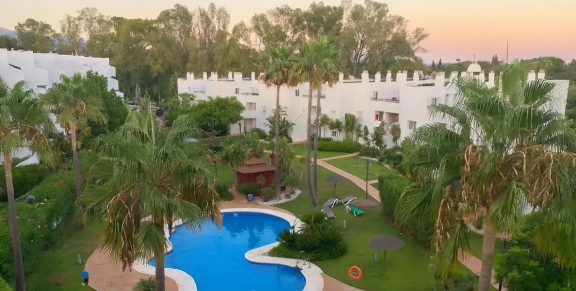 Sale of ground floor apartment in Guadalmina Baja 2