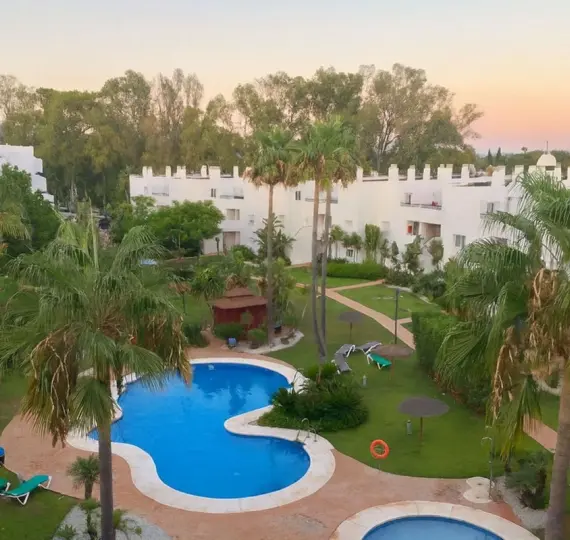 Sale of ground floor apartment in Guadalmina Baja