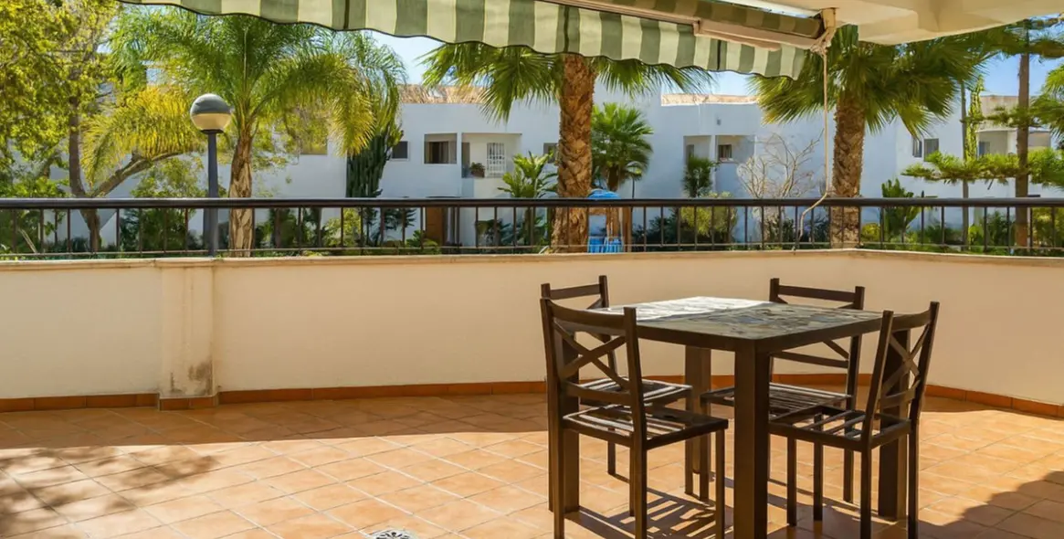 Sale of ground floor apartment in Guadalmina Baja 5