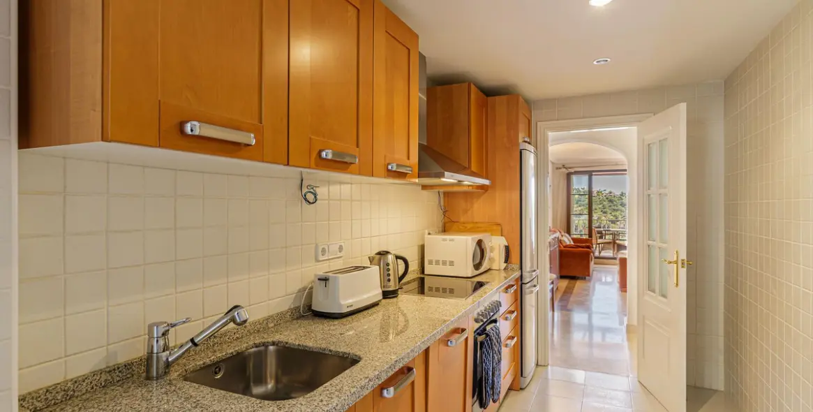 Sale of penthouse in Los Arqueros 9