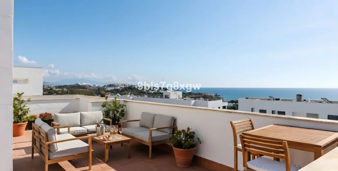 Sale of penthouse in Doña Julia 2