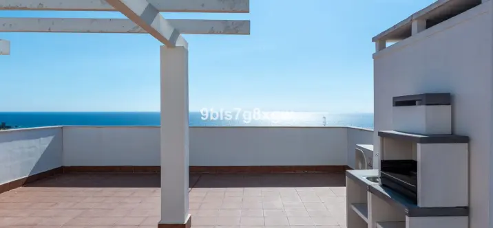 Sale of penthouse in Doña Julia 4