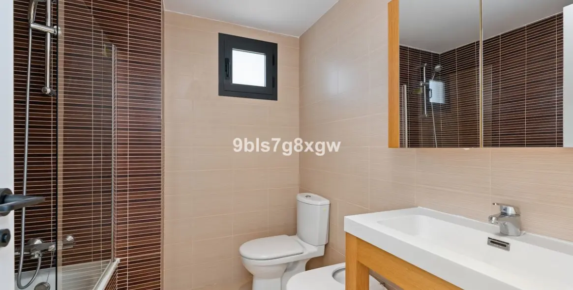 Sale of penthouse in Doña Julia 18