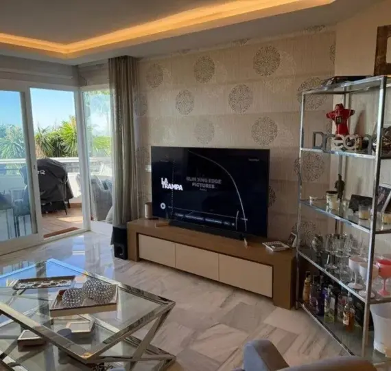 Sale of ground floor apartment in Calahonda