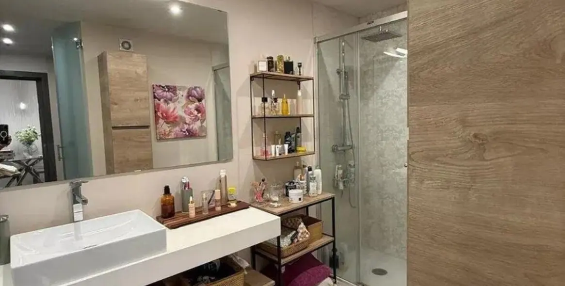 Sale of ground floor apartment in Calahonda 16