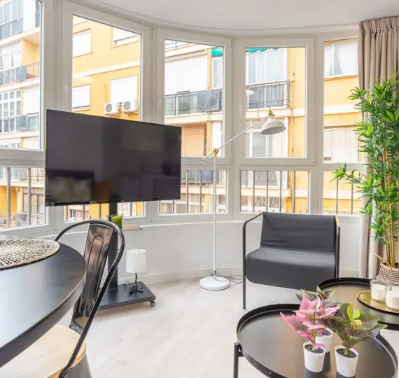 Sale of middle floor apartment in Málaga Centro