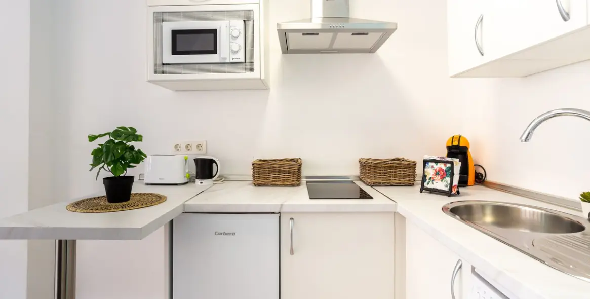 Sale of middle floor apartment in Málaga Centro 4