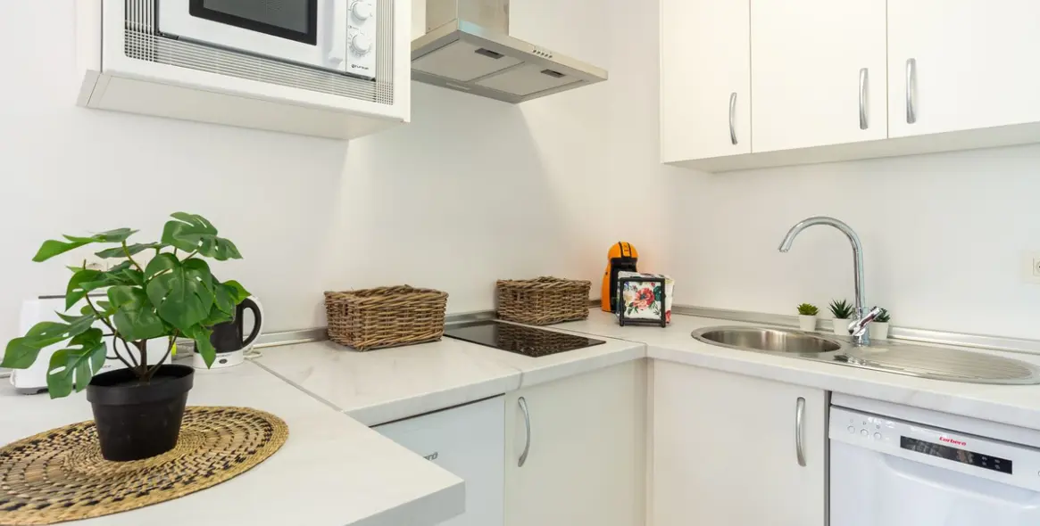 Sale of middle floor apartment in Málaga Centro 7