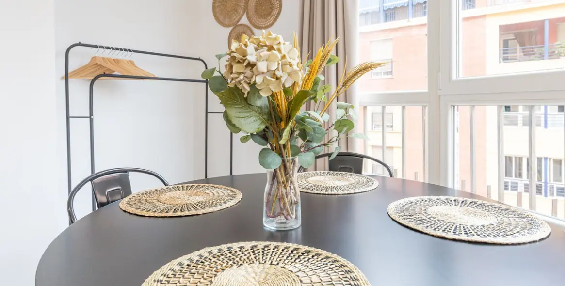 Sale of middle floor apartment in Málaga Centro 8