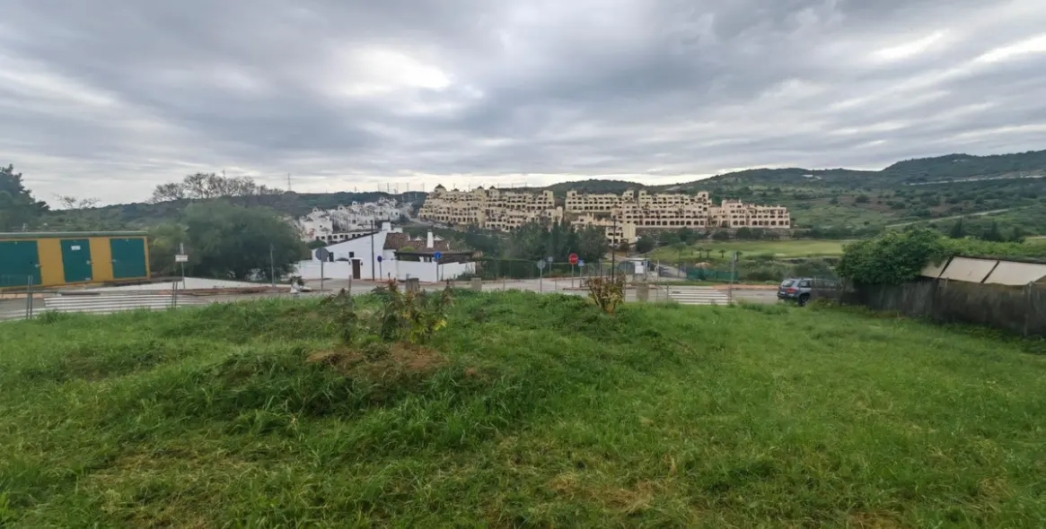 Продажа  жилого участка в Valle Romano 18