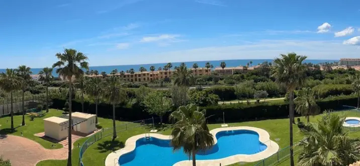 Sale of penthouse in Manilva 0