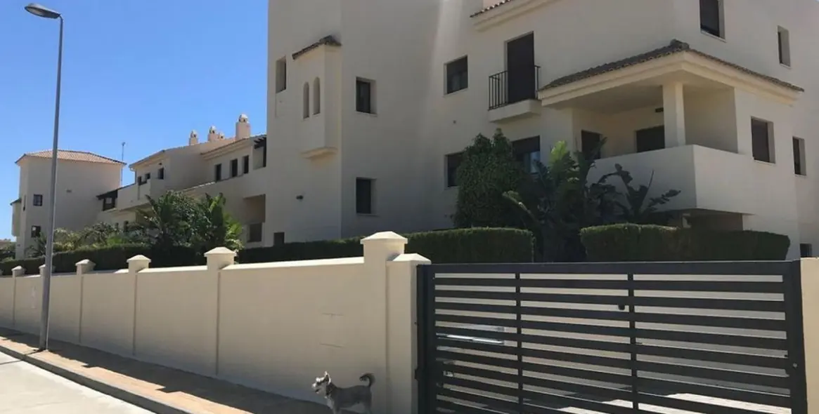 Sale of penthouse in Manilva 2