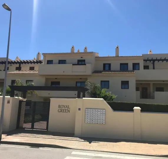 Sale of penthouse in Manilva