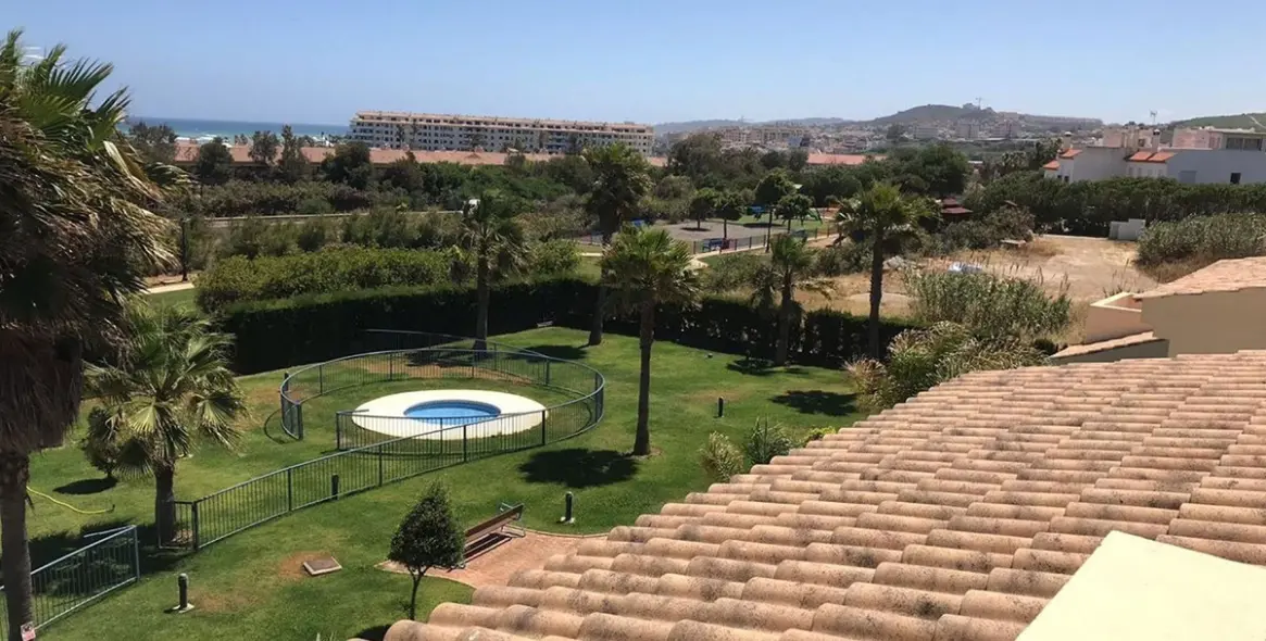 Sale of penthouse in Manilva 10