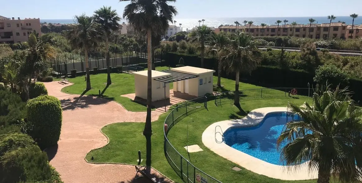 Sale of penthouse in Manilva 11