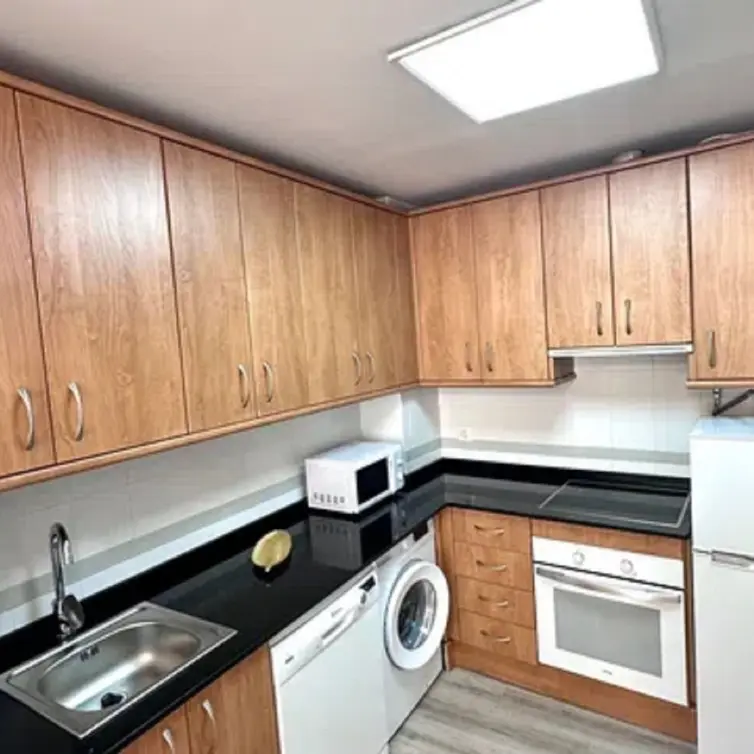 Sale of middle floor apartment in Málaga Centro