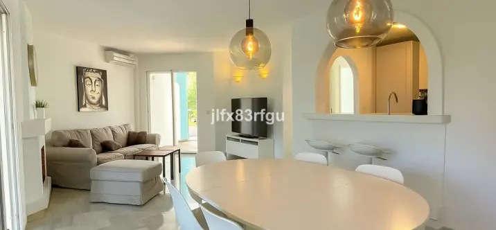 Sale of middle floor apartment in Mijas 1