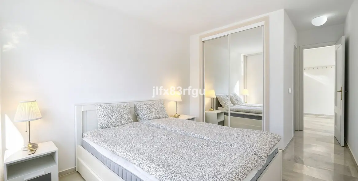 Продажа апартаментов на среднем этаже в Mijas 13