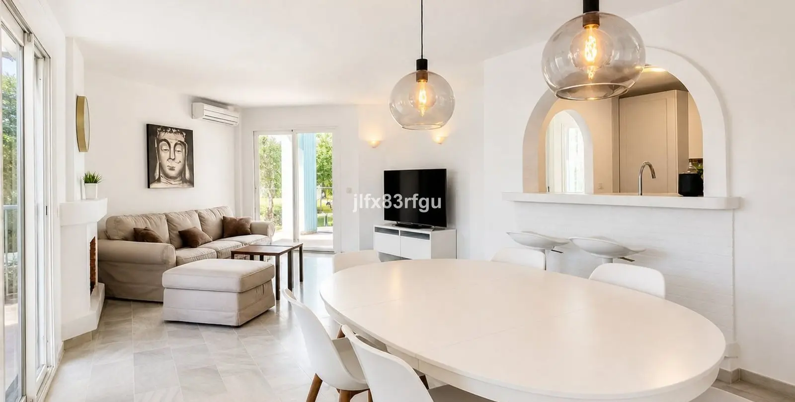 Sale of middle floor apartment in Mijas 2